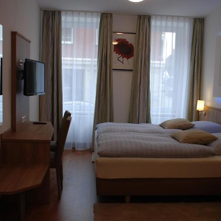 Hotel Rest Inn Bretten Esterno foto